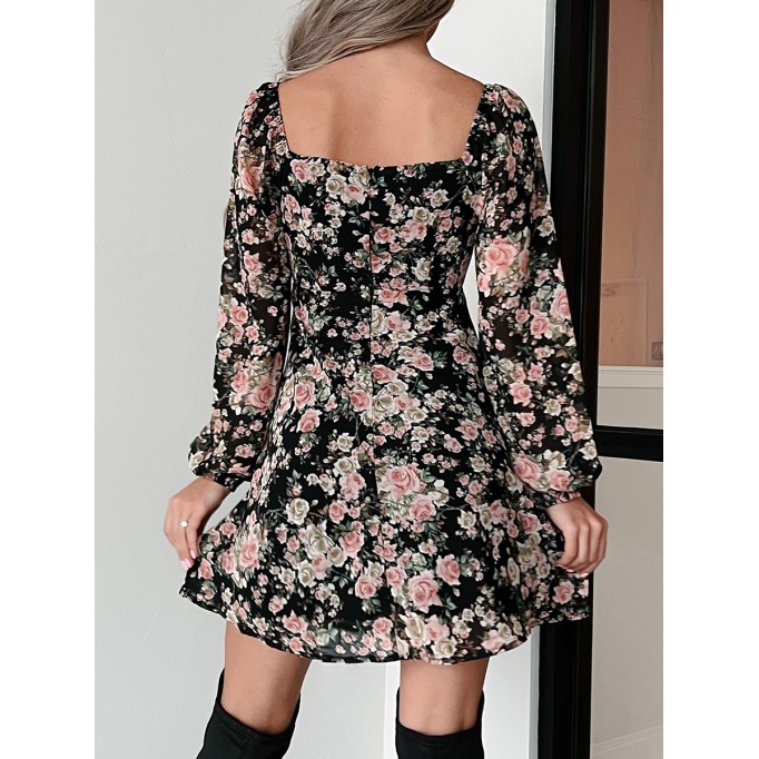 Floral black dress with puffed sleeves