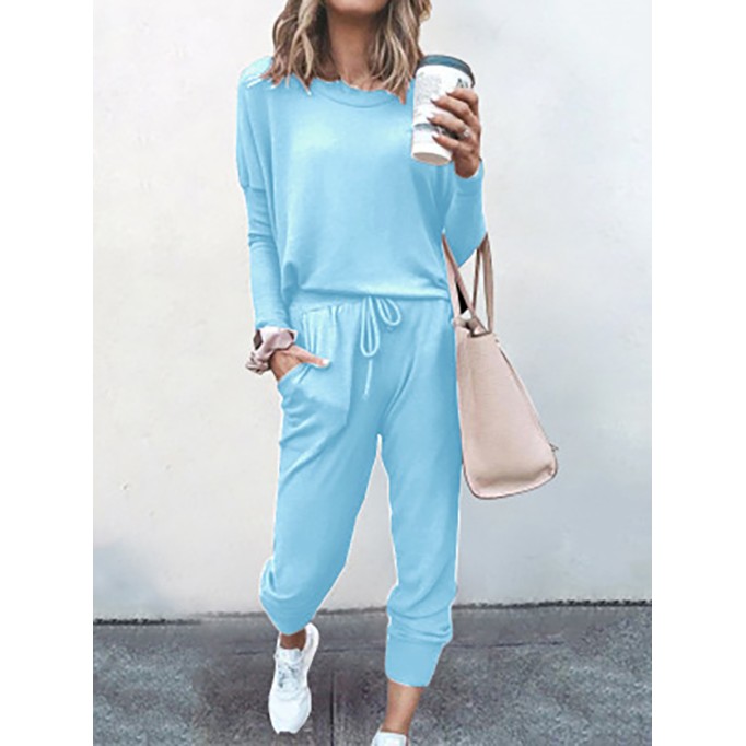 Women's loose fitting solid color long sleeved casual suit